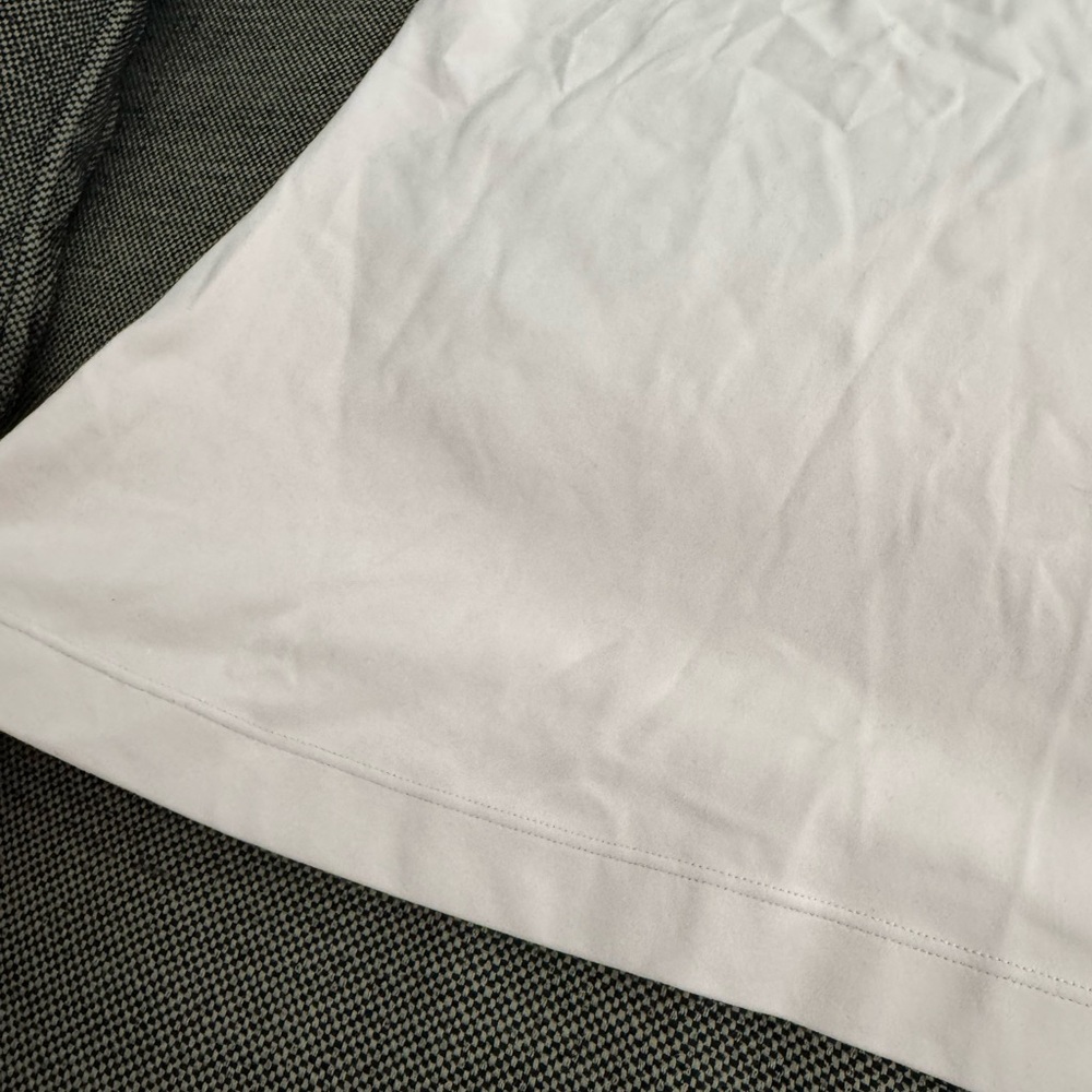 Lululemon tank - Picture 2 of 6